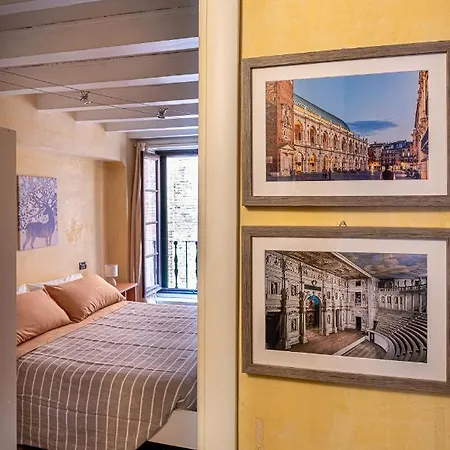 Suite Palladio 5*- Piazza Dei Signori Vicenza Esterno foto